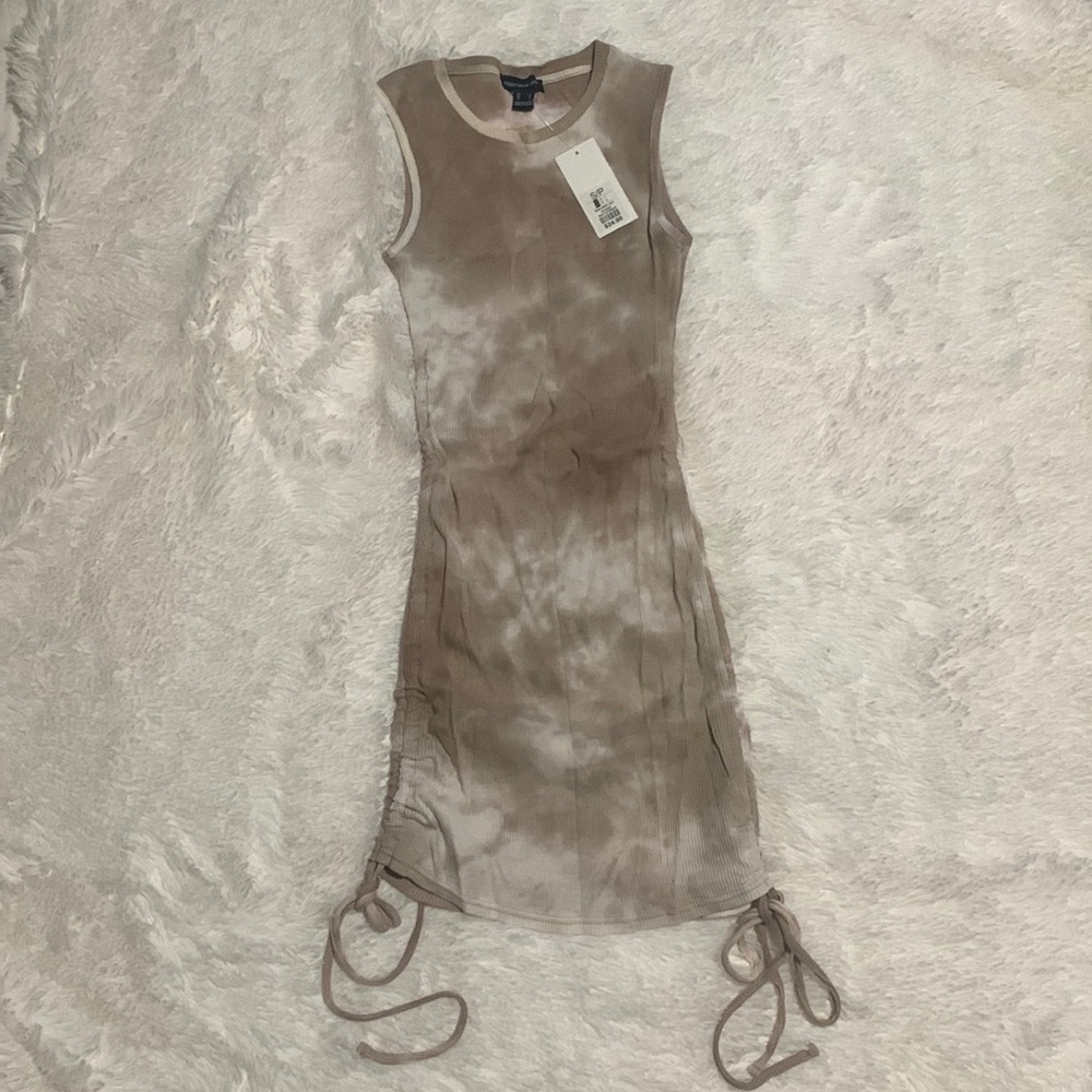 Cute summer dress never worn before